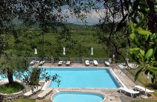 Paleokastritsa Apartamento | Villa in Paleokastrites with Swimming Pool near Beaches
