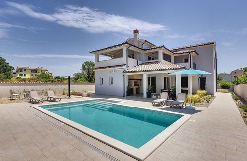Premantura Villa | Villa en Premantura con piscina y playa