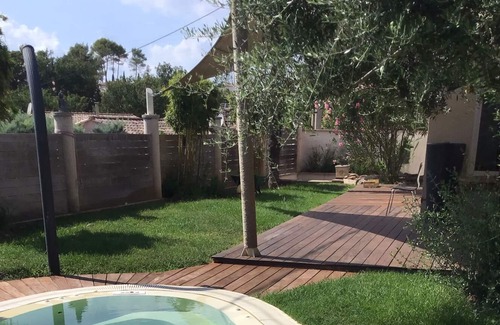 Rocbaron Casa | Villa in Provence Verte
