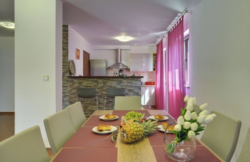 Valdebek Villa | Villa en Pula con playa de mar