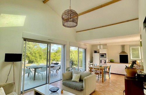 Les 3 Ponts Casa | Villa in quiet Garrigue, 5' from the center of Nîmes