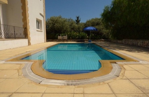Dikmen Villa | Villa en ubicación relajante con fantásticas vistas. alojamiento espacioso para 6