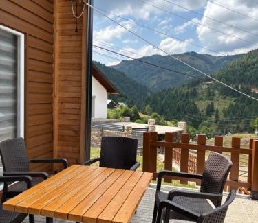 Kosovo Chalet De Esquí | Villa in Rugove, Kosovo