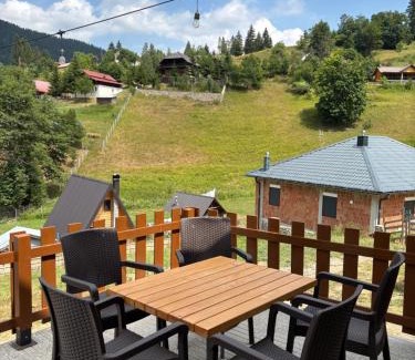 Kosovo Chalet De Esquí | Villa in Rugove, Kosovo