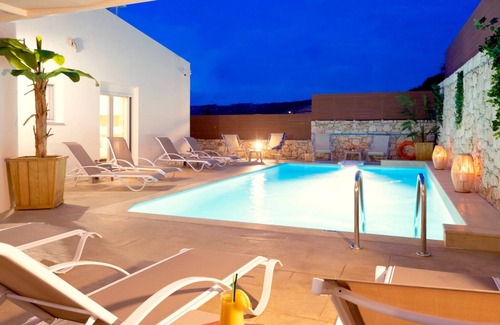 Skaleta Villa | Villa frente al mar con piscina privada