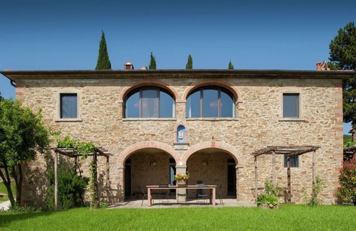 Arezzo Villa | Villa en Toscana con Viñedo Orgánico