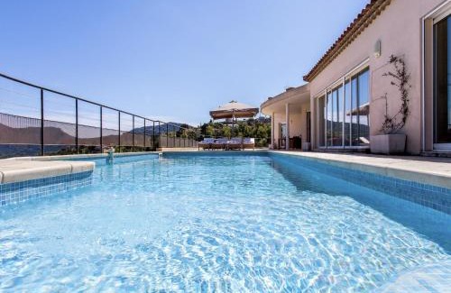 Les Adrets-de-l'Esterel Villa | Villa in Varl with Pool and Hill Views