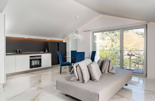 Taormina Villa | Villa en Villagonia con 10 habitaciones, capacidad 20