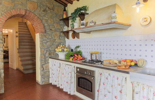 Petrognano Villa | Villa / Independent home en Lucca con 6 habitaciones, capacidad 12