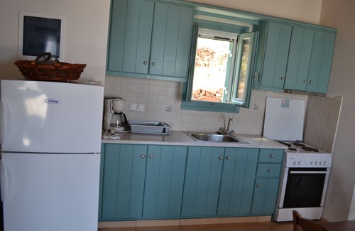 Tinos Town Casa | Villa Ioanna Blue- Vacation Houses for Rent 300 Metres by the sea