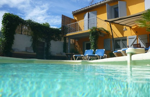 Canet Casa | Entre el mar y las montañas, piscina y castillos cátaros