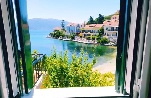Fiskardo Casa | Villa Ireni Waterfont