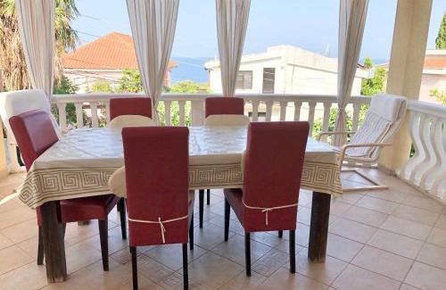 Utjeha Complejo | Villa Irina