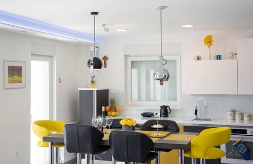 Podstrana Villa | Villa Irresistible