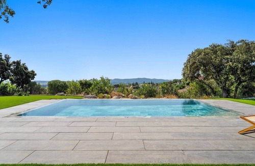 Rochefort-du-Gard Casa | Villa Isahey, Luxury in Provence.