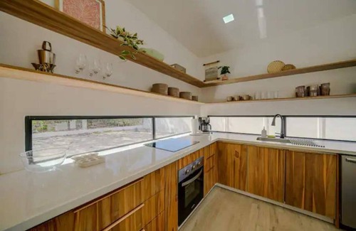 Playa Avellanas Casa | Villa Isla Mares, 800 mts to the beach