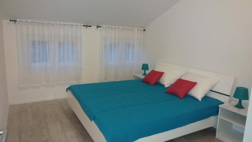 Kastel Novi Casa | Villa Iva-Dom