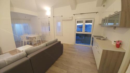 Kastel Novi Casa | Villa Iva-Dom