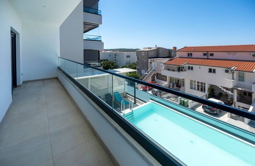 Bili brig Villa | villa Iva-near beach