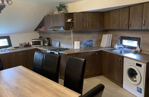 Mandra Casa | Villa IVIA PARUNSKI Y BOGDANOVA OE