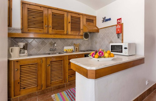 Areias de Sao Joao Villa | Villa 'Jacaranda' con piscina privada, Wi-Fi y aire acondicionado