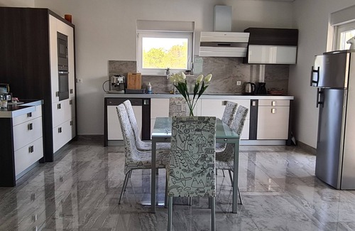 Vlasici Villa | Villa Janine mit Privatem Pool