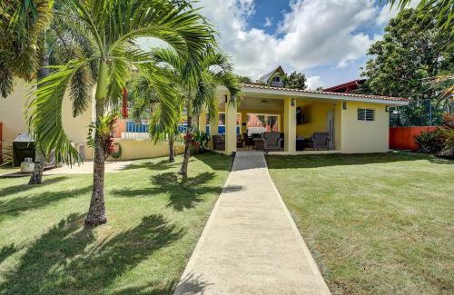 Playa Fortuna Casa | Villa Jardin - Infinity Pool and Backyard Oasis