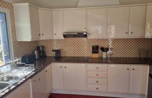 Olhos D'Agua Villa | Villa Jarmelo/hermosa 50m de playa/buena vista al mar/piscina/jardín/AC, wifi 5G