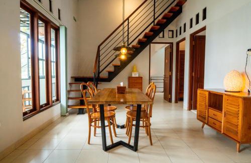 Mlati Villa | Villa Jogja Tropical