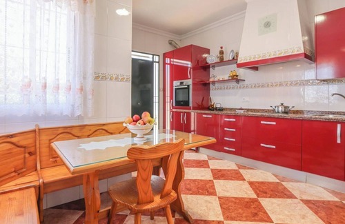 San Bartolomé de la Torre Villa | Villa Josara San Bartolomé de la Torre by Ruralidays
