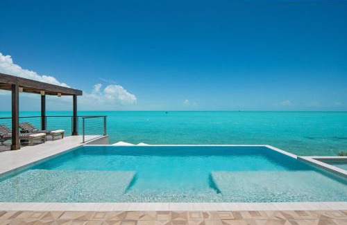 Leeward Settlement Villa | Villa Julia and Villa Angelina