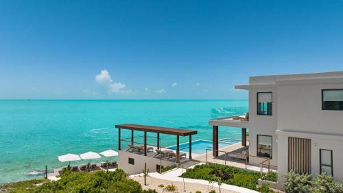 Leeward Settlement Villa | Villa Julia and Villa Angelina