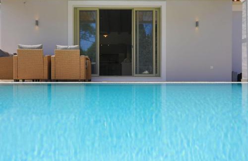 Petaleia Villa | Villa Jupeter