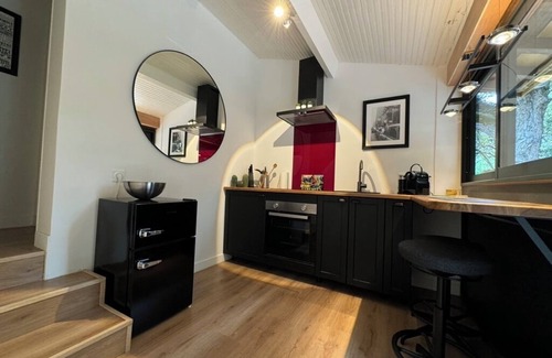 Arnaud-Guilhem Casa | Villa Kaliazo - Riverfront Alpaca Experience