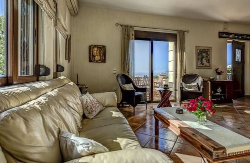 Cherethiana Villa | En la cima de la colina con impresionantes vistas, cerca de Falassarna, Balos, Elafonisi.