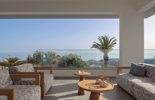 Somatas Otro | Villa Kalliston - Luxury Experience