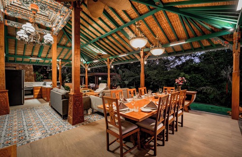 Pejeng Kawan Villa | Villa Karar