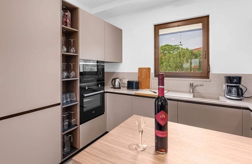 Kadumi Casa | Villa Karina (96739-K1) - Kadumi