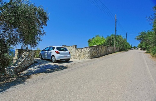 Vlachopoulatika Villa | Villa Katerini in Paxi