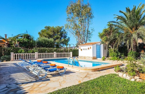 Costa Nova Villa | Villa Kerry by Villa Plus
