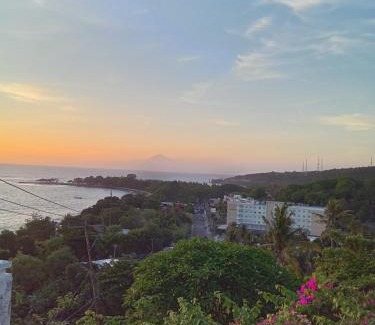 Senggigi Villa | Villa Kipas Retreat