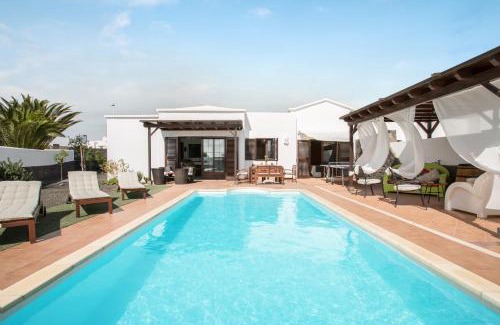 Playa Blanca Chalet De Esquí | Villa Kodotoma