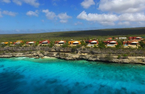 Kralendijk Villa | Villa Kokopelli - Villa de vacaciones con piscina privada en estilo mexicano y vistas al mar