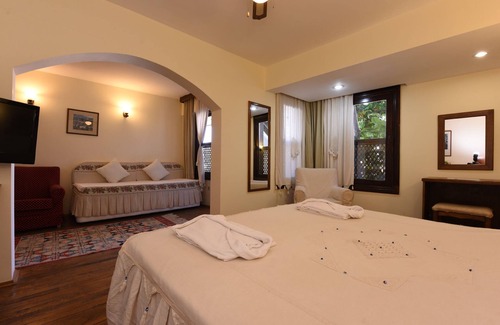 Kusadasi Hotel | Villa Konak Hotel