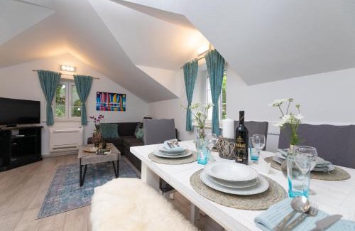 Lozisca Villa | "Villa Kostela"-Villa in nature with 4 bedrooms, 2 bathrooms and 2 kitchens