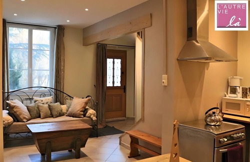 La Bourboule Villa | Villa 'L'autre Vie Là' con vistas a la montaña, terraza privada y Wi-Fi