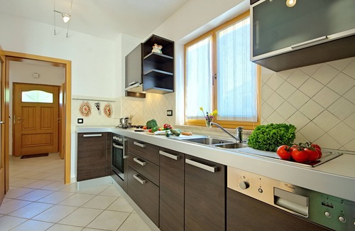 Sikici Villa | Nueva casa moderna con piscina privada, cerca del centro de la ciudad y la playa