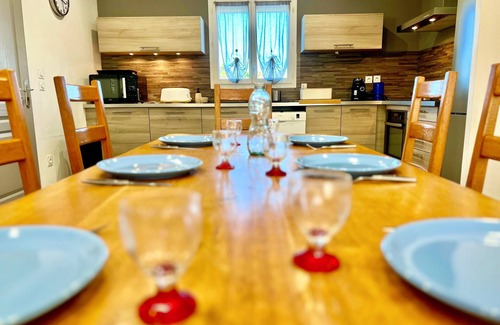 Istres Casa | Villa "L'Oustau Degio" - Piscina, 4 Habitaciones, 6 Camas, 2 Baños, 8 Personas