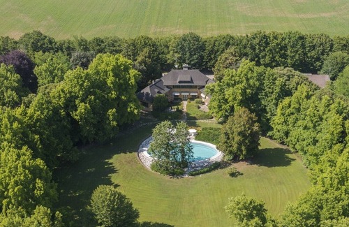 Martignana di Po Villa | Exclusive villa with large park and swimming pool to 8 km from Cremona Lombardy