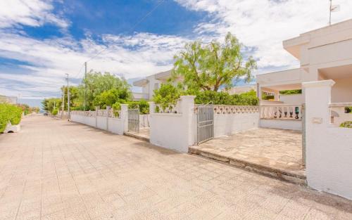 Torre Santa Sabina Casa | Villa la Mezza Luna